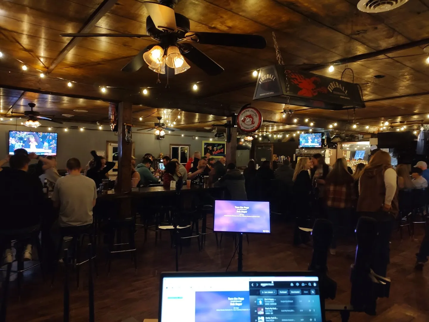 The Toasted Monkey Restaurant & Tavern